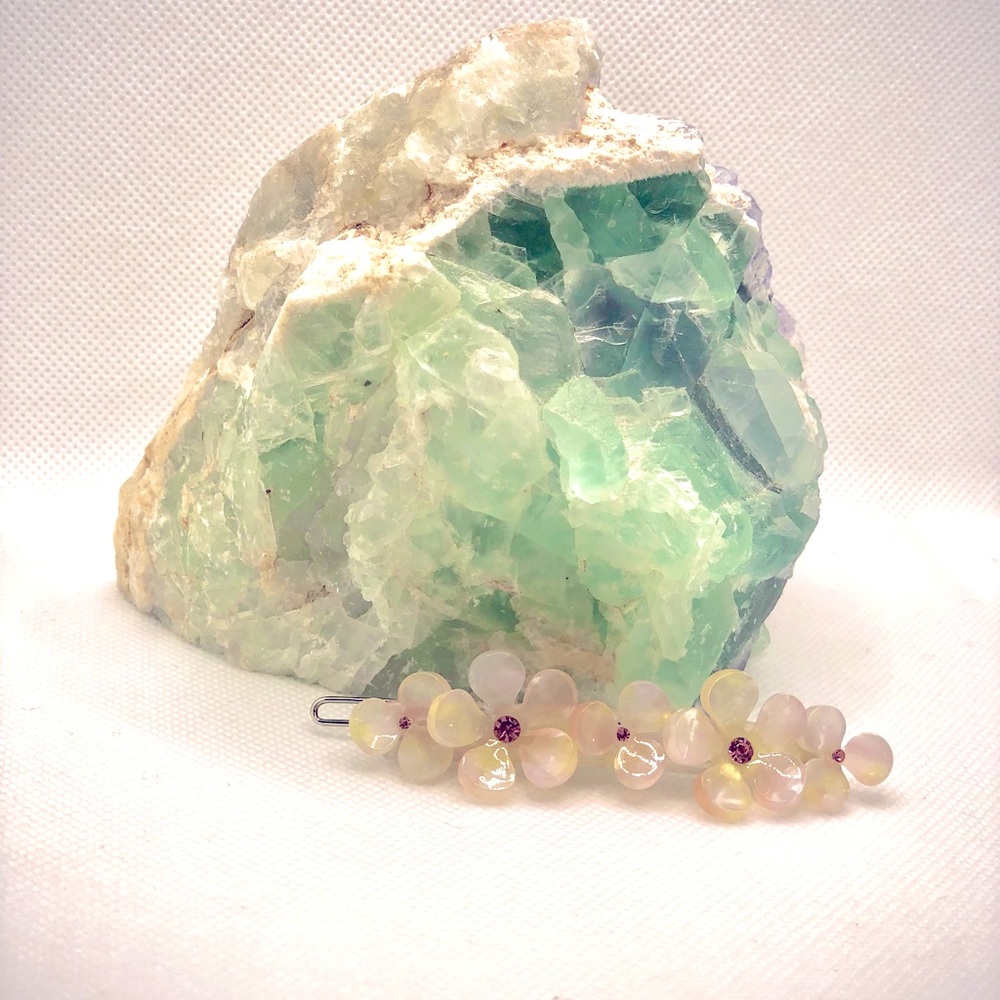 Maanesten Opal-esque Flower Rhinestone hair clip.